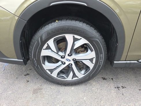 Used 2022 Subaru Outback Limited XT image 25