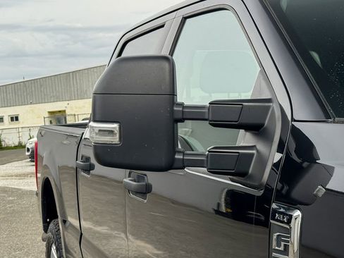 Certified 2019 Ford F250 XLT w/ XLT Value Package AWD/4WD image 11