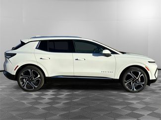 New 2026 Chevrolet Equinox EV LT w/ Convenience Package II video 2