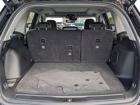 Used 2022 Jeep Grand Cherokee Limited image 28