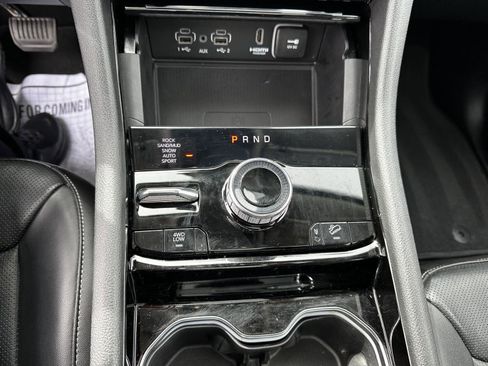 Used 2022 Jeep Grand Cherokee Limited 4xe w/ Luxury Tech Group II AWD/4WD image 18