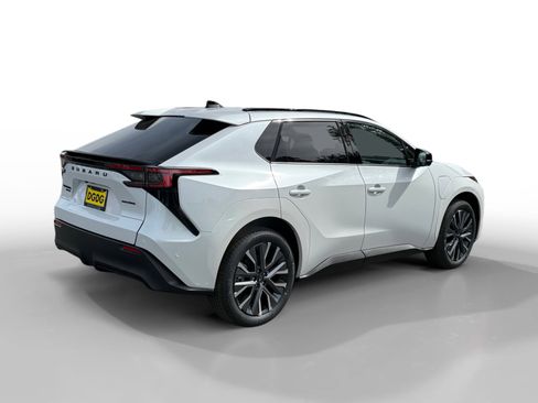 New 2026 Subaru Solterra image 5