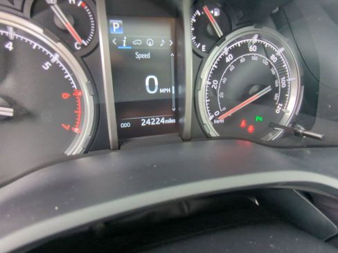 Used 2023 Toyota 4Runner Limited AWD/4WD image 16