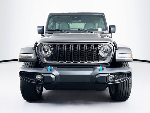 Used 2024 Jeep Wrangler Sport S AWD/4WD image 2