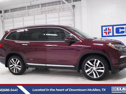 Used 2016 Honda Pilot Elite image 4