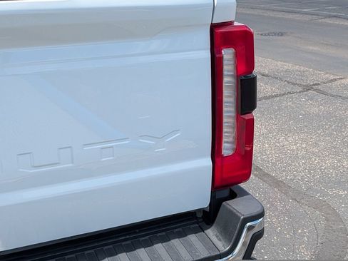 Used 2024 Ford F350 Lariat AWD/4WD image 6