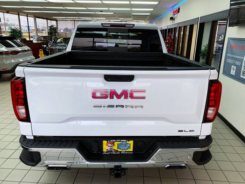 Used 2019 GMC Sierra 1500 SLE image 6