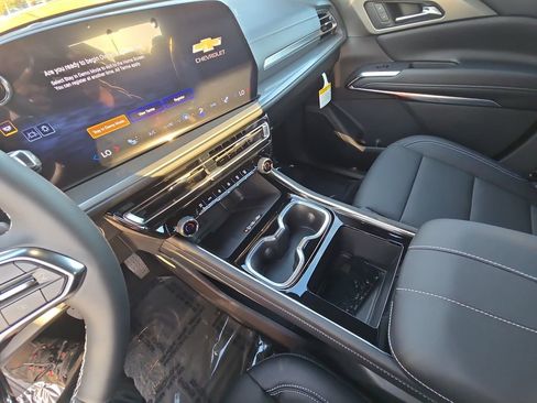 New 2026 Chevrolet Traverse LT image 24