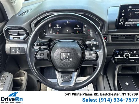 Used 2023 Honda Pilot Elite image 14