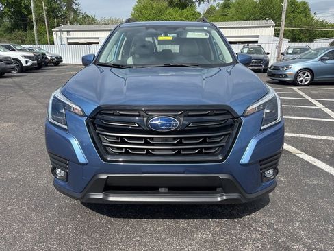 Used 2024 Subaru Forester Premium w/ POP Package 1 AWD/4WD image 2