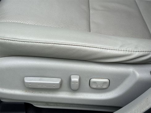 Used 2018 Acura RDX AWD w/ Advance Package image 13