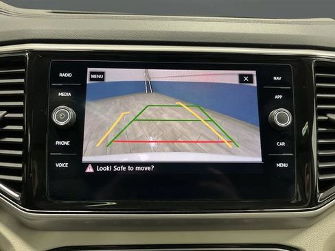 Used 2020 Volkswagen Atlas SEL image 11