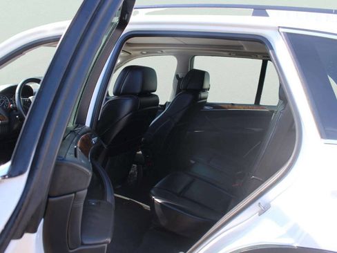 Used 2013 BMW X5 xDrive35i image 5