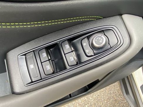 Used 2020 Subaru Outback Onyx Edition XT AWD/4WD image 17