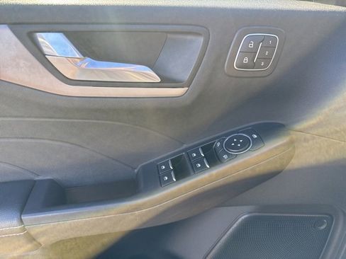 Certified 2022 Ford Escape SEL w/ Technology Package image 7