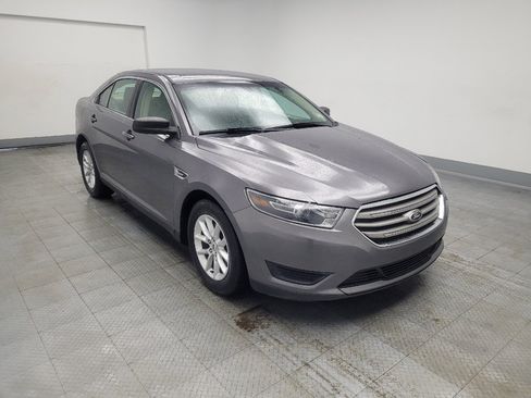 Used 2014 Ford Taurus SE image 13