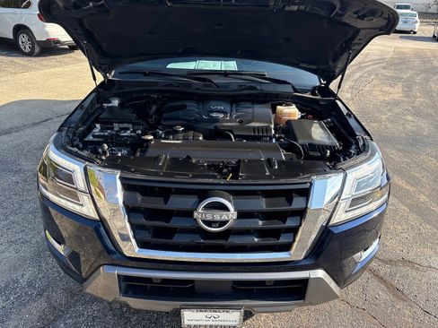 Used 2022 Nissan Armada Platinum w/ Captain's Chairs Package image 22
