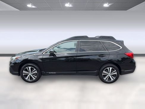 Used 2019 Subaru Outback 2.5i Limited AWD/4WD image 2
