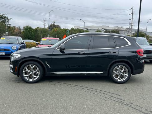 Used 2021 BMW X3 xDrive30i w/ Premium Package image 2