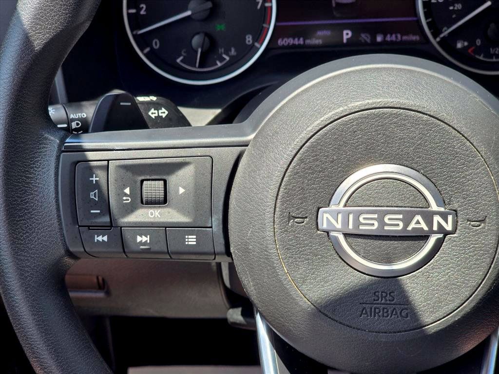 Used 2024 Nissan Rogue SV AWD/4WD image 15
