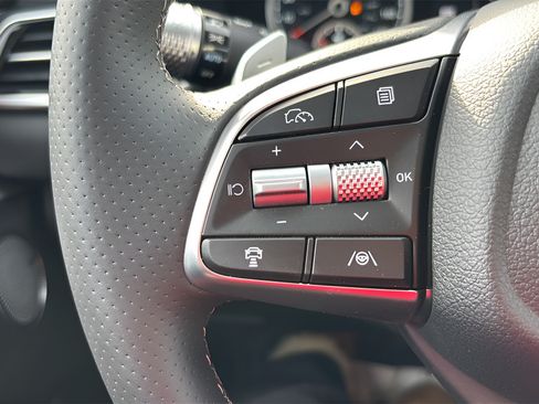 New 2026 Genesis G70 2.5T Prestige AWD/4WD image 35