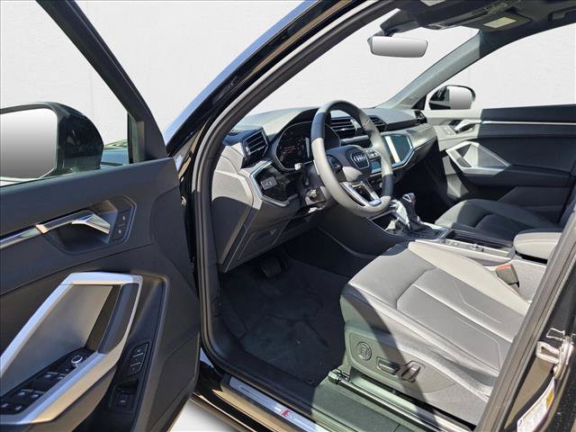 Used 2025 Audi Q3 2.0T Premium w/ Convenience Package AWD/4WD image 14