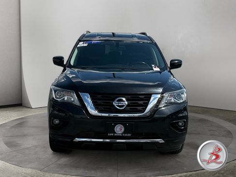 Used 2019 Nissan Pathfinder SL AWD/4WD image 2