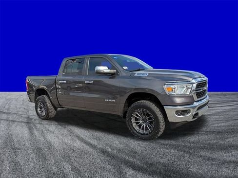 Used 2024 RAM 1500 Big Horn AWD/4WD image 2