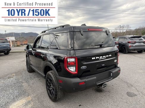 Used 2025 Ford Bronco Sport Badlands image 8