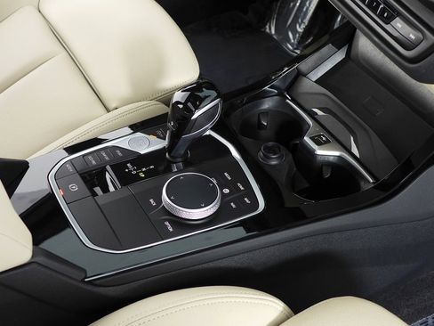 Used 2023 BMW 228i Gran Coupe w/ Convenience Package FWD image 15