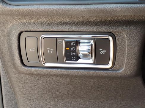 Certified 2022 Lincoln Corsair AWD w/ Equipment Group 101A image 23