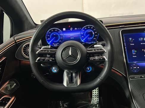 Used 2023 Mercedes-Benz EQE AMG 4MATIC Sedan image 16