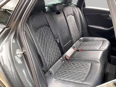 Used 2023 Audi S4 Prestige w/ Prestige Package AWD/4WD image 19