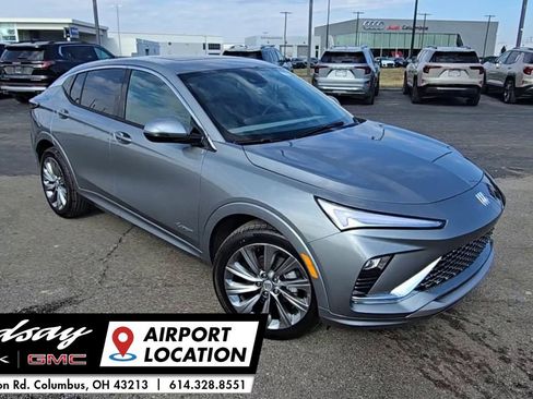 New 2026 Buick Envista Avenir image 2