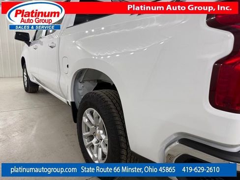 Used 2024 Chevrolet Silverado 1500 LT image 40