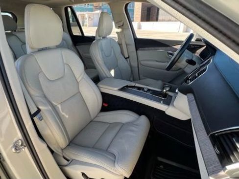 Used 2021 Volvo XC90 T6 Inscription w/ Protection Package Premier image 19