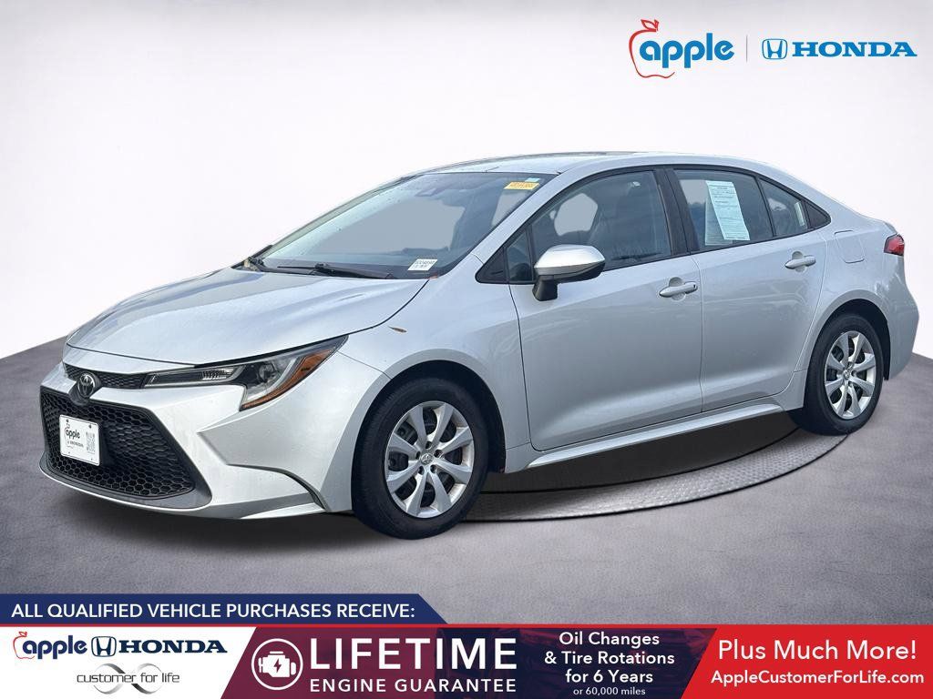 Used 2020 Toyota Corolla LE FWD image 3