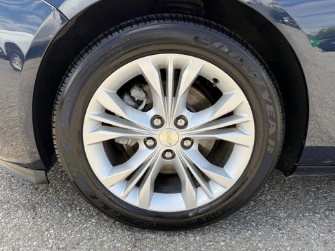 Used 2015 Chevrolet Impala LT w/ Convenience Package FWD image 42