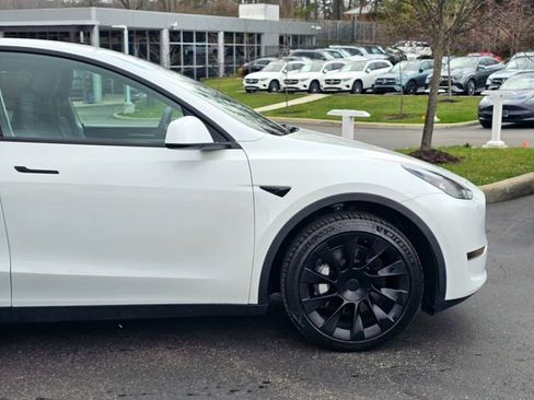 Used 2023 Tesla Model Y Long Range image 6