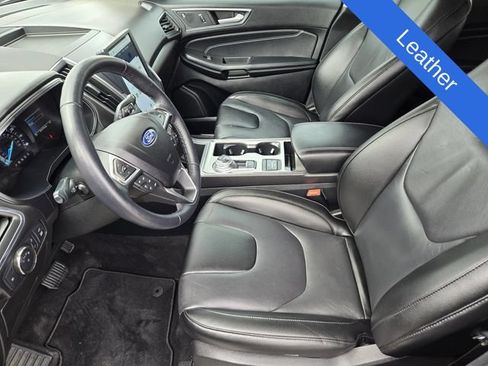Used 2022 Ford Edge Titanium AWD/4WD image 12