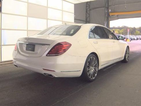 Used 2015 Mercedes-Benz S 550 Sedan image 2