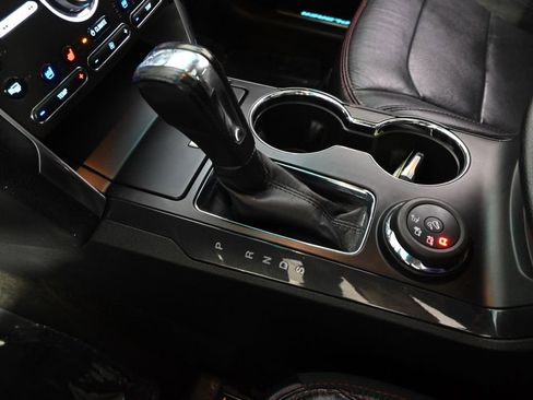 Used 2017 Ford Explorer Sport w/ Equipment Group 401A AWD/4WD image 33