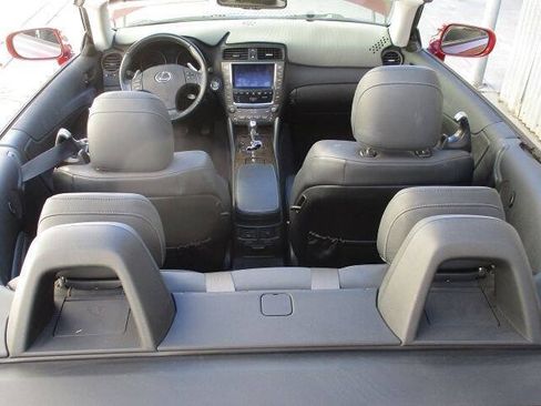 Used 2010 Lexus IS 250C RWD image 9