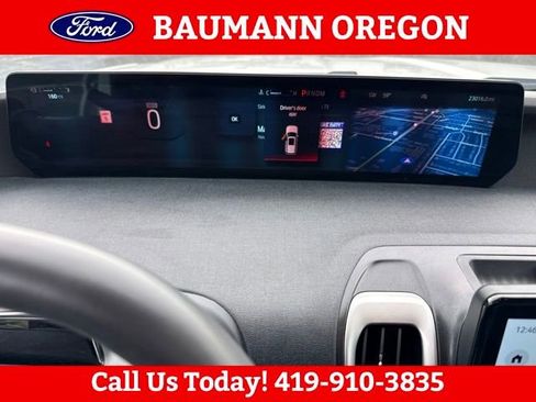 Used 2025 Ford Expedition Active AWD/4WD image 22