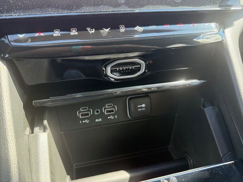New 2026 Jeep Grand Cherokee Limited AWD/4WD image 26