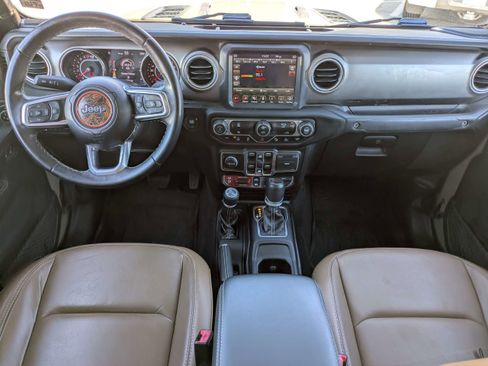 Used 2020 Jeep Gladiator Rubicon image 15