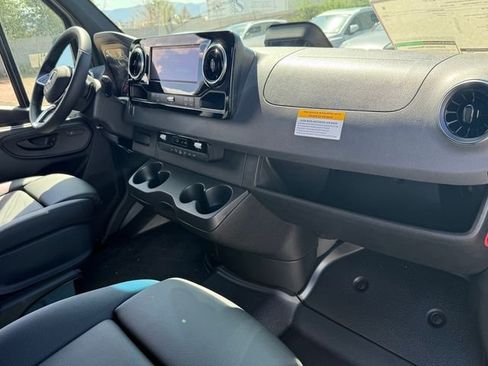 New 2026 Mercedes-Benz Sprinter 2500 image 25