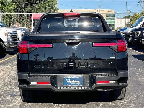 Used 2024 Hyundai Santa Cruz SEL w/ Activity Package AWD/4WD image 3