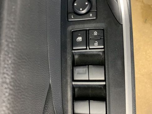 Used 2024 Toyota RAV4 LE image 17