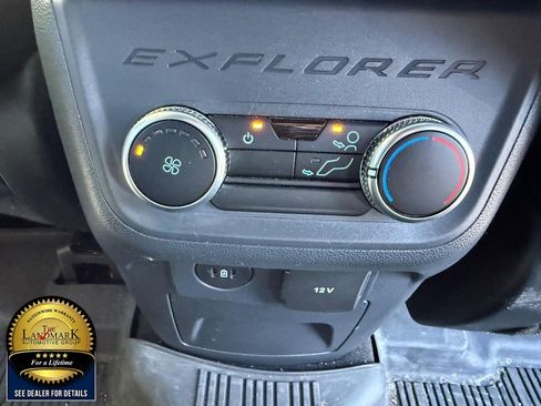 Used 2025 Ford Explorer ST-Line image 17